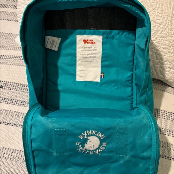 Fjallraven Kanken Backpack color Emerald Blue NWT - Picture 12 of 14